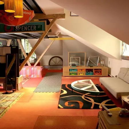 Eclectic Artist Loft/bohemian Studio * Tallinn